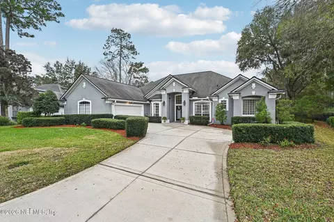 1957 Woodlake Dr, Fleming Island, FL 32003