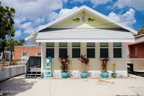 118 Hall Pl, Neptune Beach, FL 32266