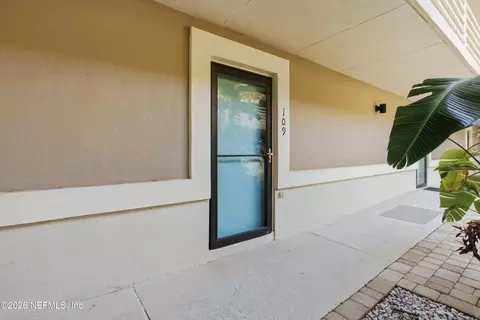 222 14th Ave N #109, Jacksonville Beach, FL 32250
