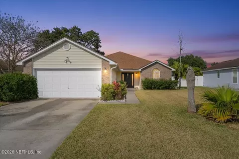 1825 Willesdon Dr W, Jacksonville, FL 32246