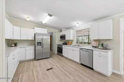 6509 Baylor Ave, Keystone Heights, FL 32656
