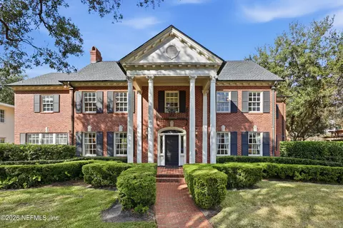 959 Maple Ln, Jacksonville, FL 32207