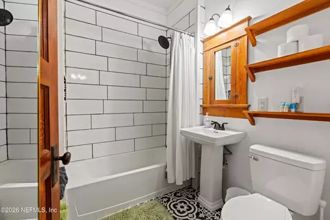 Bath - 33 Cincinnati Ave, Saint Augustine, FL 32084 photo 3 of 3