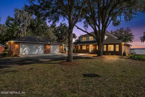 533 W River Rd, Palatka, FL 32177