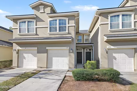 12288 Black Walnut Ct, Jacksonville, FL 32226