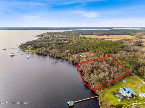 900 River Mist Bnd, Palatka, FL 32177