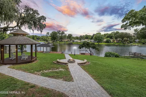 777 Arthur Moore Dr, Green Cove Springs, FL 32043