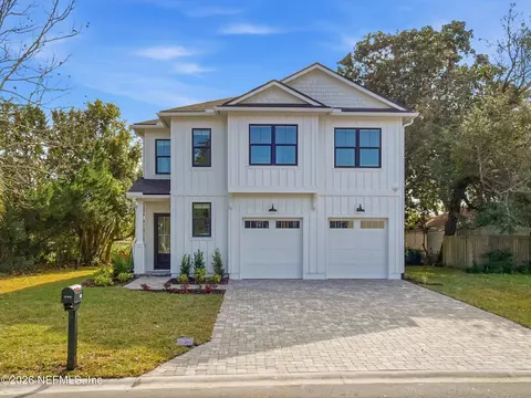 904 Barbara Lane Ln, Jacksonville Beach, FL 32250