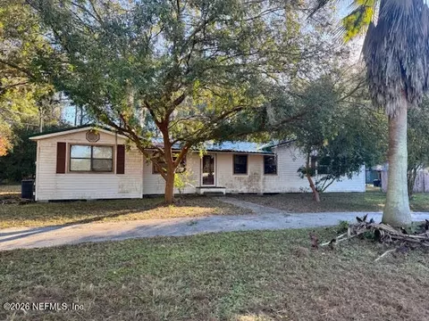 747 Cole Rd W, Jacksonville, FL 32218