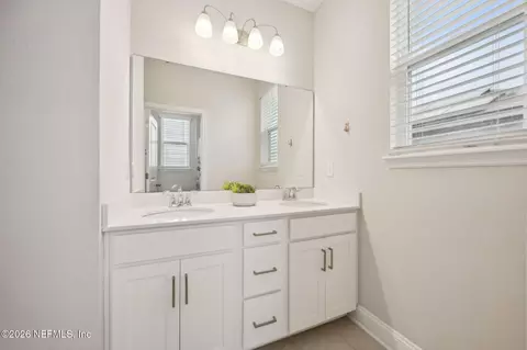 Bath - 141 Redbud Ln, Yulee, FL 32097 photo 3 of 3