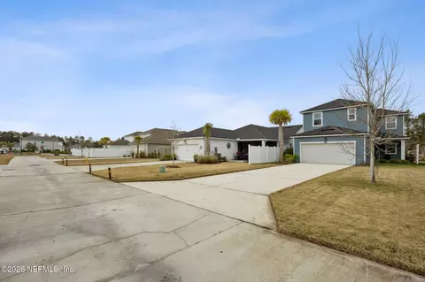 Exterior - 141 Redbud Ln, Yulee, FL 32097 photo 12 of 15
