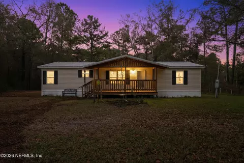 1684 Freedom Dr, Middleburg, FL 32068