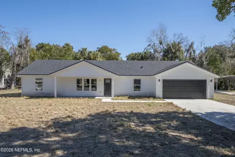 911 N 14th St, Palatka, FL 32177