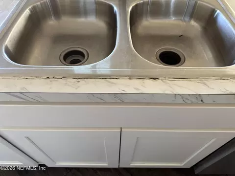 Kitchen - 150 Aveiro Way, Saint Augustine, FL 32084 photo 5 of 6