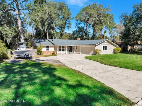 5319 Golf Course Dr, Jacksonville, FL 32277