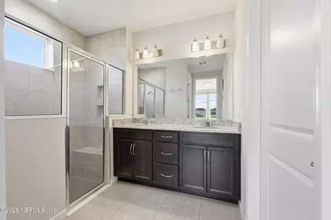Bath - 996 Rustic Mill Dr, Saint Augustine, FL 32092 photo 1 of 2