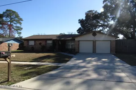 1042 Grove Park Ln, Orange Park, FL 32073