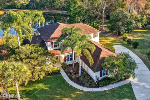 237 Strawberry Ln, Saint Johns, FL 32259