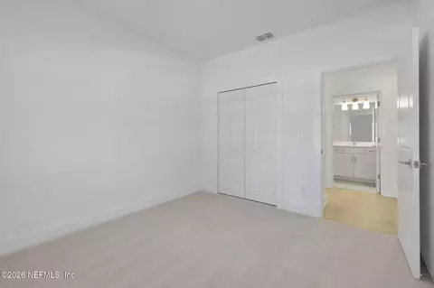 Bedroom - 96112 Pirates Bluff Rd, Yulee, FL 32097 photo 6 of 8