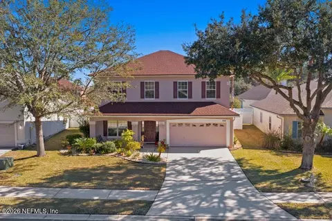 3231 Wandering Oaks Dr, Orange Park, FL 32065