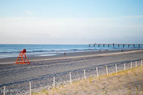 10 N 11th Ave N #102, Jacksonville Beach, FL 32250