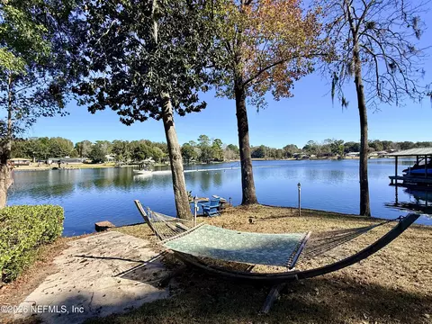 831 Arthur Moore Dr, Green Cove Springs, FL 32043
