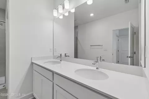 Bath - 701 Windchime St, Yulee, FL 32097 photo 1 of 3
