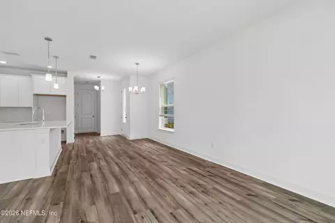 Living - 689 Windchime St, Yulee, FL 32097 photo 5 of 5