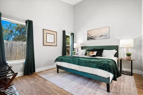 Bedroom - 800 9th St, Saint Augustine, FL 32084 photo 4 of 8