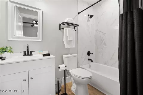 Bath - 800 9th St, Saint Augustine, FL 32084 photo 1 of 4