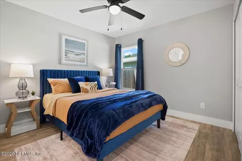 Bedroom - 800 9th St, Saint Augustine, FL 32084 photo 2 of 8