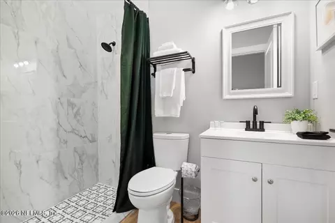 Bath - 800 9th St, Saint Augustine, FL 32084 photo 2 of 4