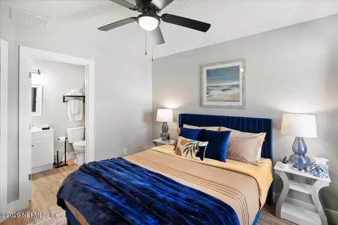 Bedroom - 800 9th St, Saint Augustine, FL 32084 photo 3 of 8