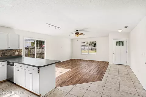 Living - 2898 N 10th St, Saint Augustine, FL 32084 photo 6 of 6