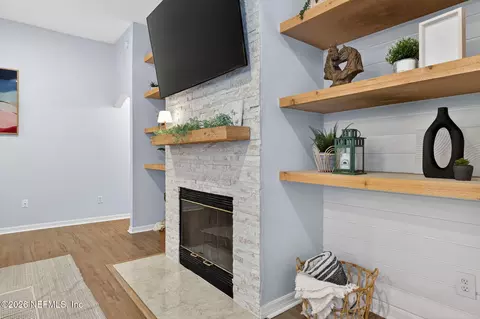 985 Blackberry Ln, Saint Johns, FL 32259