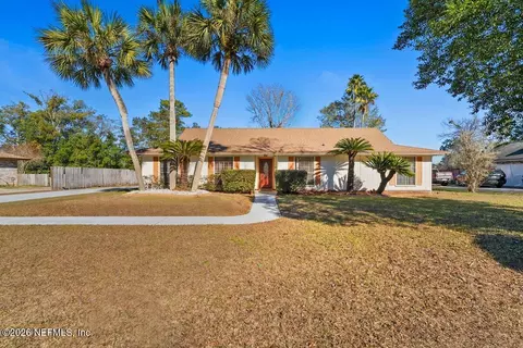 226 Stoneridge Ct, Orange Park, FL 32065