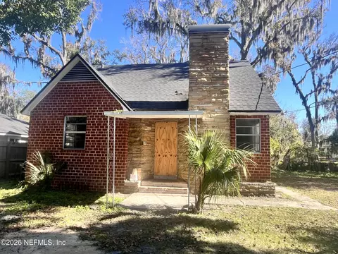 4135 Hudnall Rd, Jacksonville, FL 32207