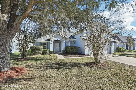 14221 Sea Eagle Dr, Jacksonville, FL 32226