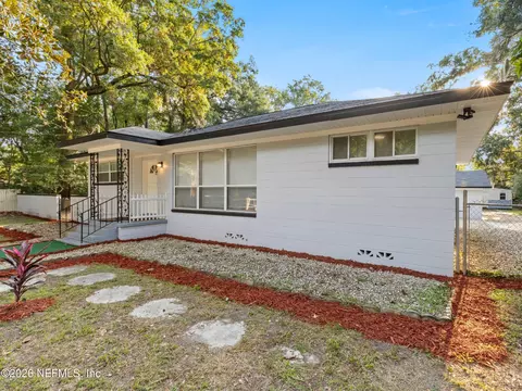 1330 Eddy Rd, Jacksonville, FL 32211