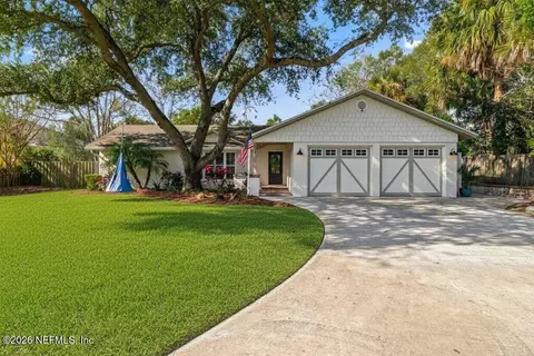 809 Davis St, Neptune Beach, FL 32266
