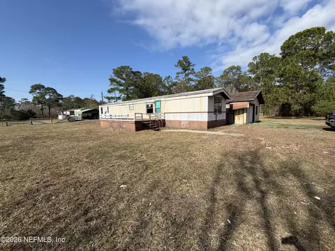 16509 Village Green Dr N, Jacksonville, FL 32234