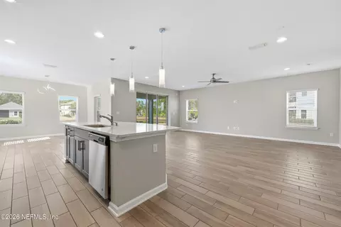 Living - 95 Strobe Ct, Saint Augustine, FL 32095 photo 5 of 6