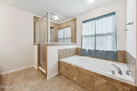 Bath - 97019 Cobbler Ct, Yulee, FL 32097 photo 2 of 6