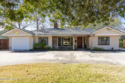 2574 Lake Shore Blvd, Jacksonville, FL 32210