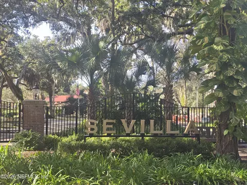 1810 Sevilla Blvd #311, Atlantic Beach, FL 32233