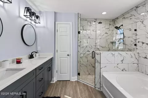 Bath - 55225 Bartram Trl, Callahan, FL 32011 photo 4 of 10