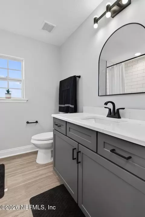 Bath - 55225 Bartram Trl, Callahan, FL 32011 photo 2 of 10