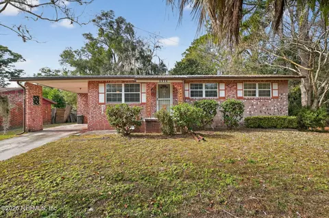 8834 Camphor Dr, Jacksonville, FL 32208