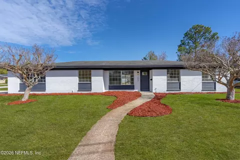 7807 Mendoza Dr, Jacksonville, FL 32217