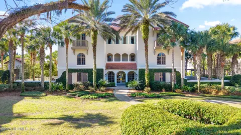 5025 1st Coast Hwy #202B, Fernandina Beach, FL 32034